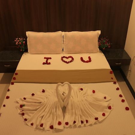 Hôtel Ics Resiidency à Kanchipuram Extérieur photo