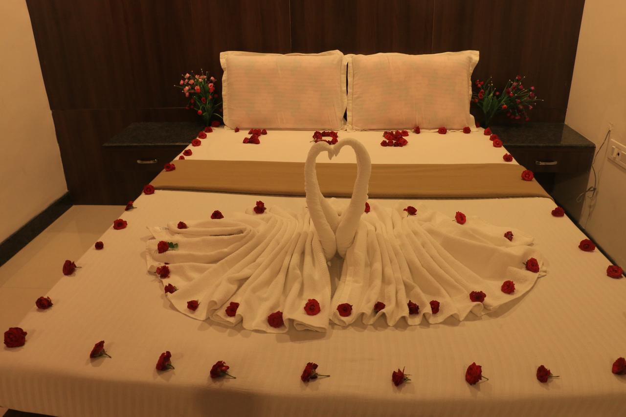 Hôtel Ics Resiidency à Kanchipuram Extérieur photo