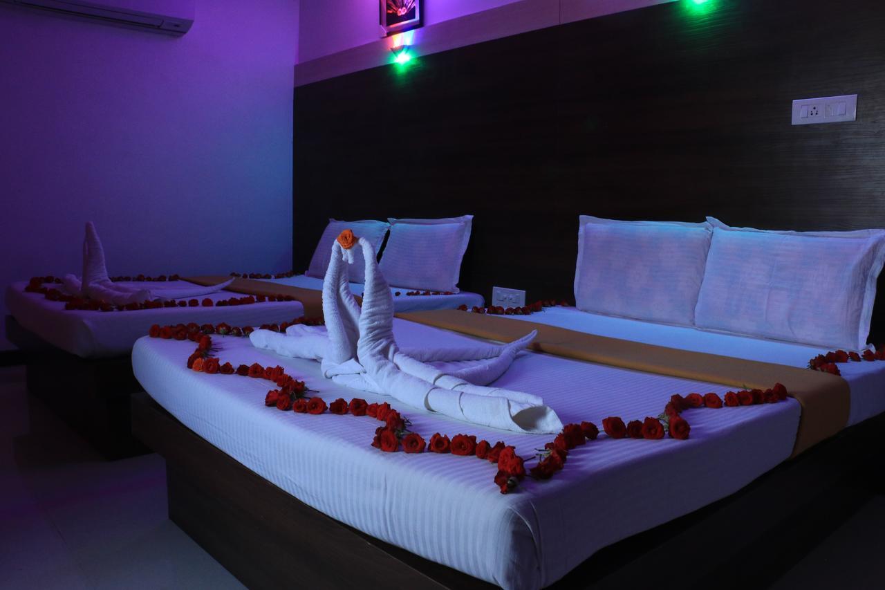 Hôtel Ics Resiidency à Kanchipuram Extérieur photo
