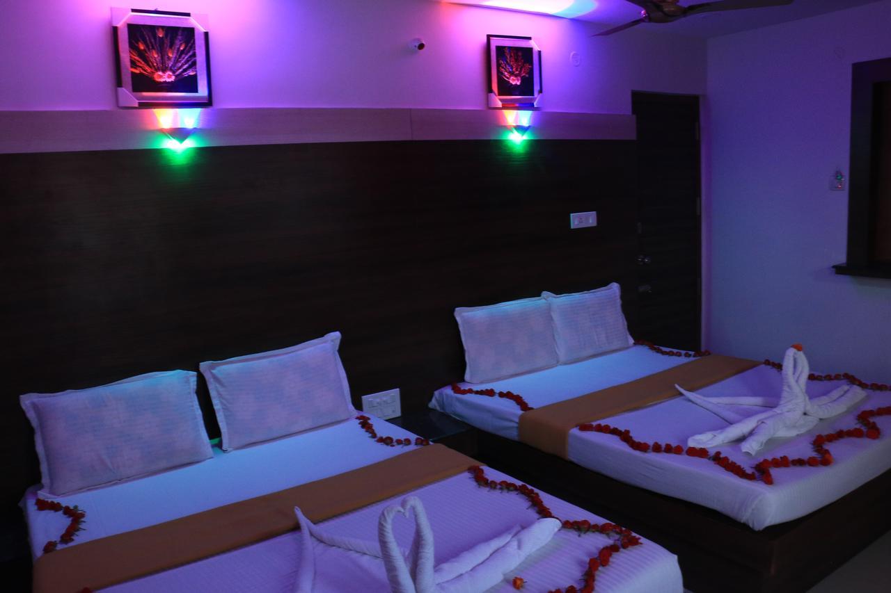 Hôtel Ics Resiidency à Kanchipuram Extérieur photo